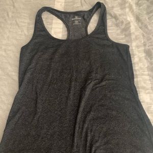 Active tank top . Material is stretchy